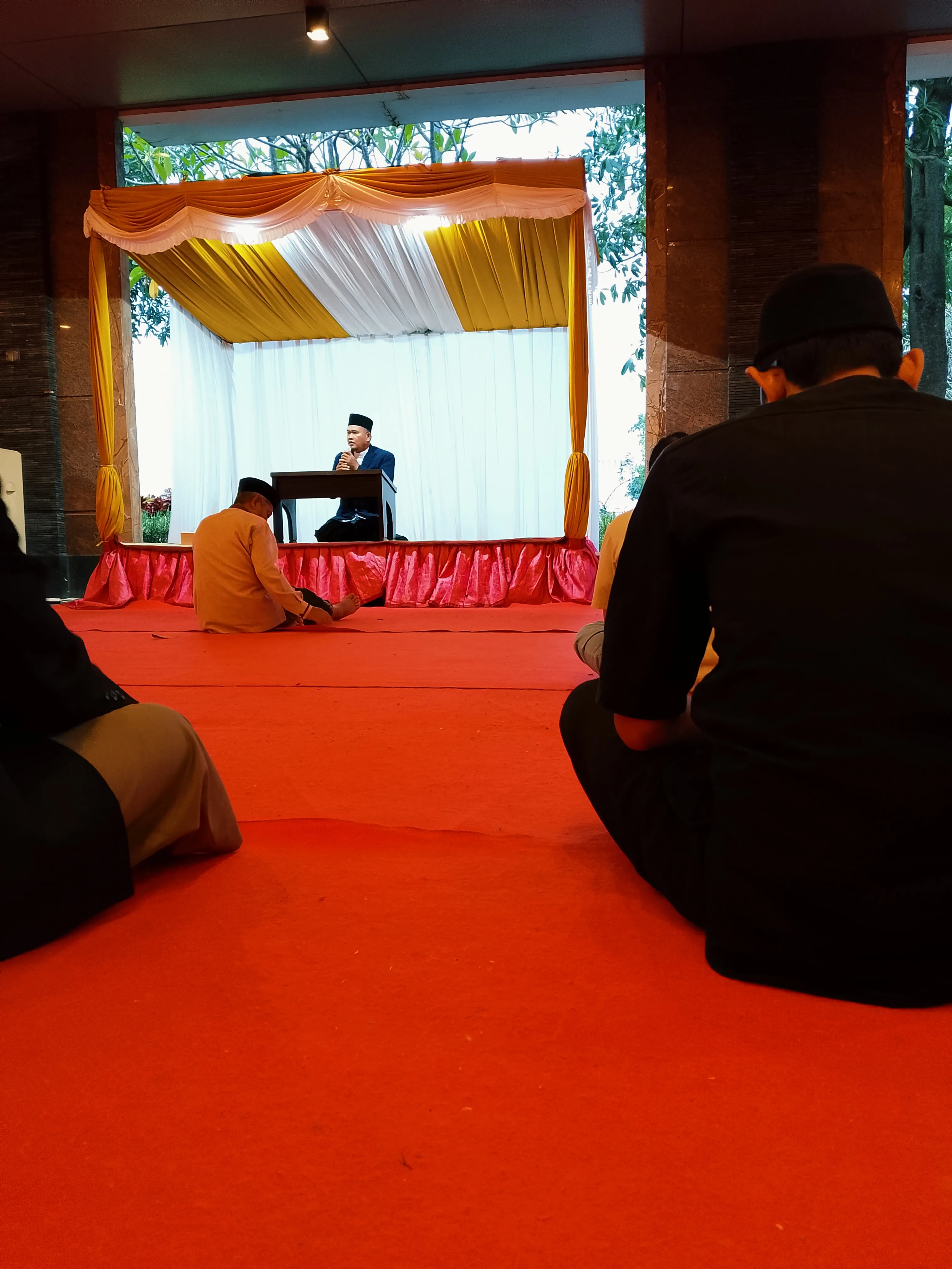masjid namira